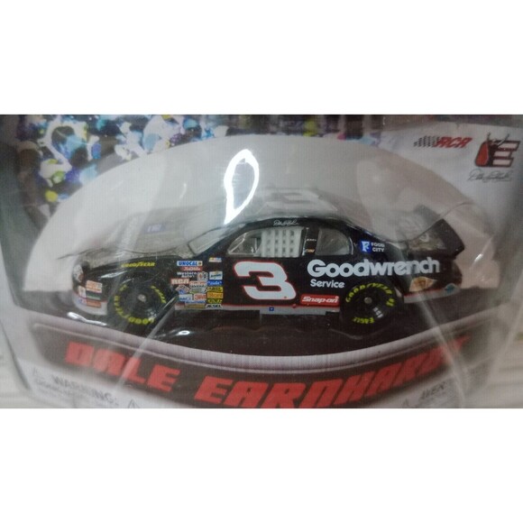 2010 Dale Earnhardt Winners Circle Goodwrench Chevy Camo Car 1:64 Diecast Nascar - Picture 2 of 8